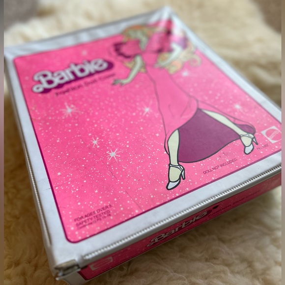 Vintage Barbie Doll Carrying Case - Picture 1 of 16
